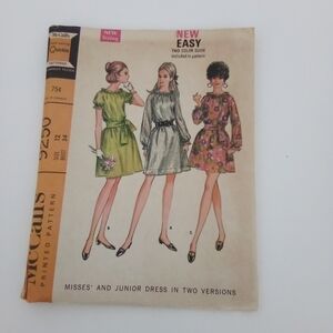 Vintage McCall's Sewing Pattern 9250 Misses & Junior's Dress Dresses Size 12 60s